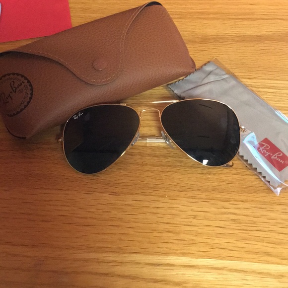 Rayban Aviator Sunglasses - Picture 1 of 7
